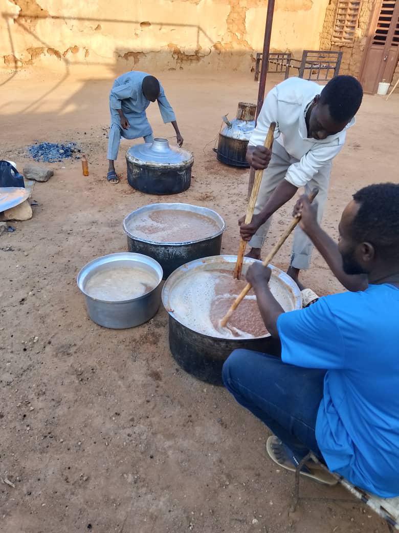 Zur Seite Notfallnahrung für Vertriebene im Sudan gehen