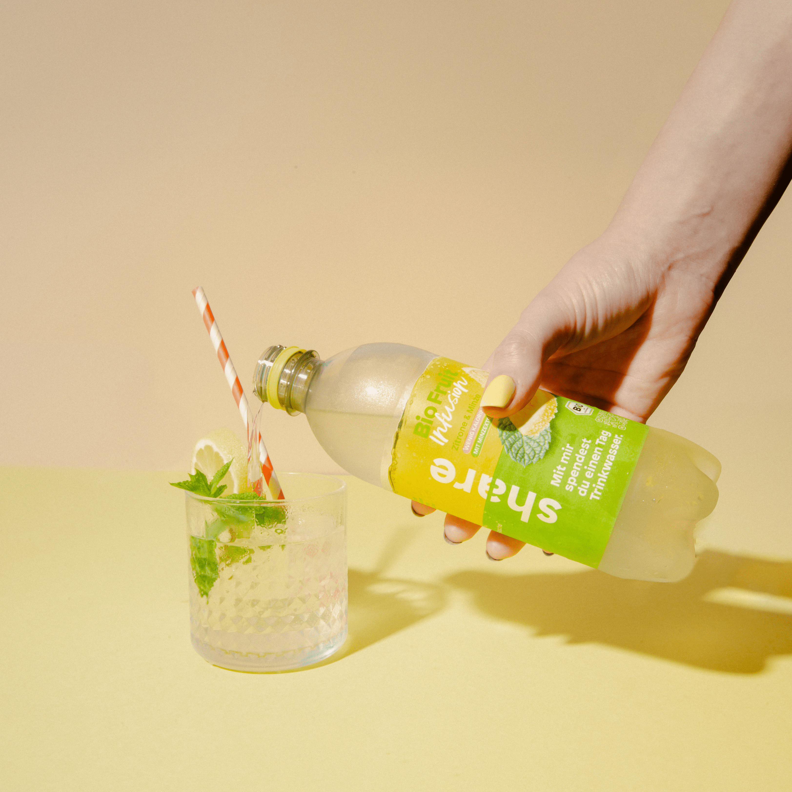 share Saftgetränke Bio Fruit Infusion Zitrone Minze 18x0,5L