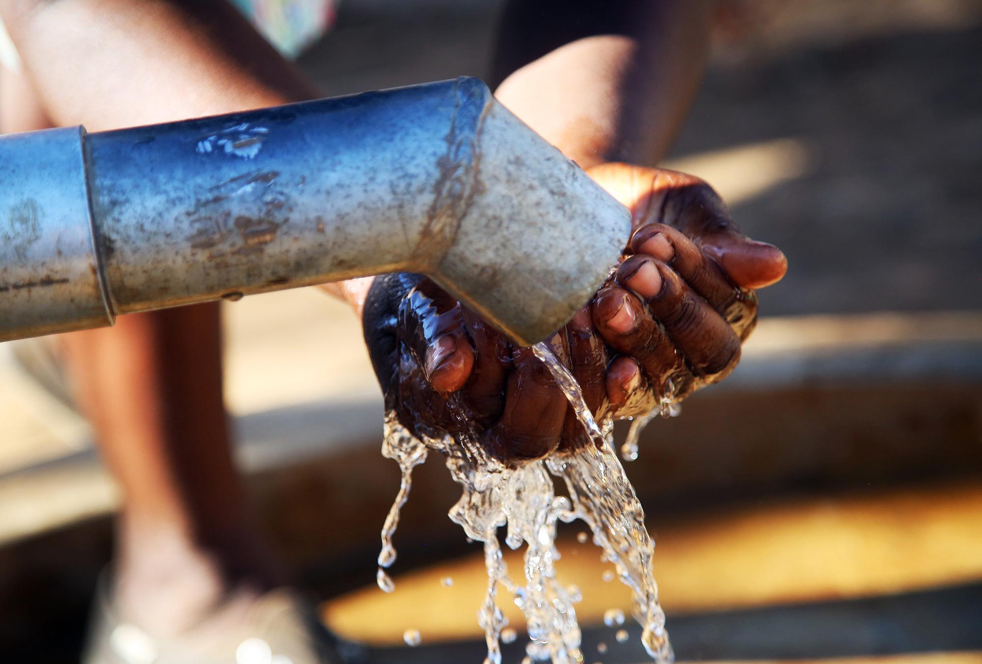 Sicherer Zugang zu sanitären Einrichtungen in Sierra Leone